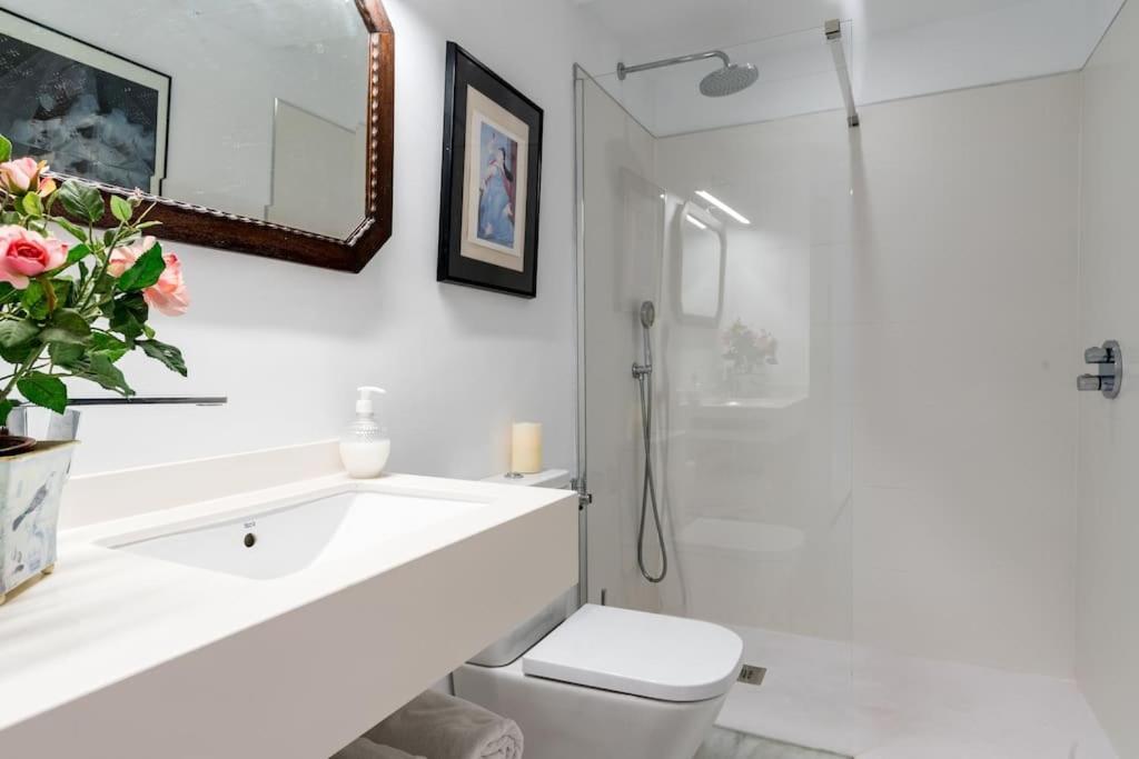 Apartamentos Rg, San Vicente 22 Севилья Экстерьер фото