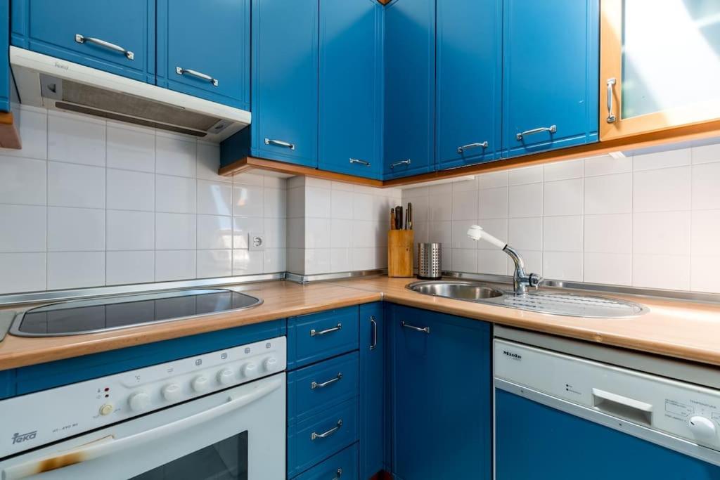 Apartamentos Rg, San Vicente 22 Севилья Экстерьер фото