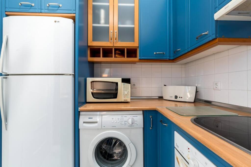 Apartamentos Rg, San Vicente 22 Севилья Экстерьер фото
