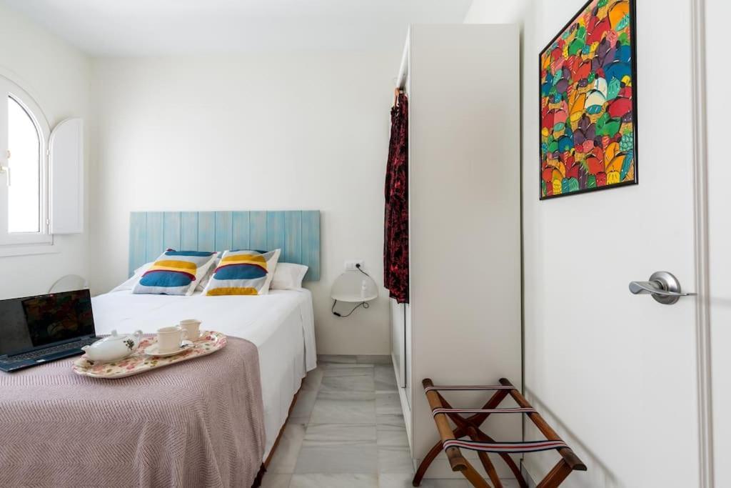 Apartamentos Rg, San Vicente 22 Севилья Экстерьер фото